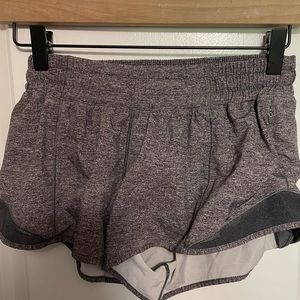 Lululemon Hotty Hot Low-rise Lined band 2.5”